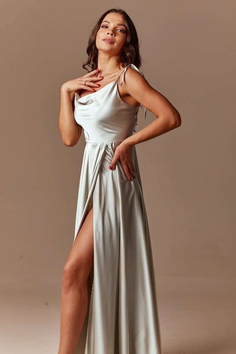 Amy Fashion - Open Back Sexy Side Slit Spaghetti Strap Evening Party Dress