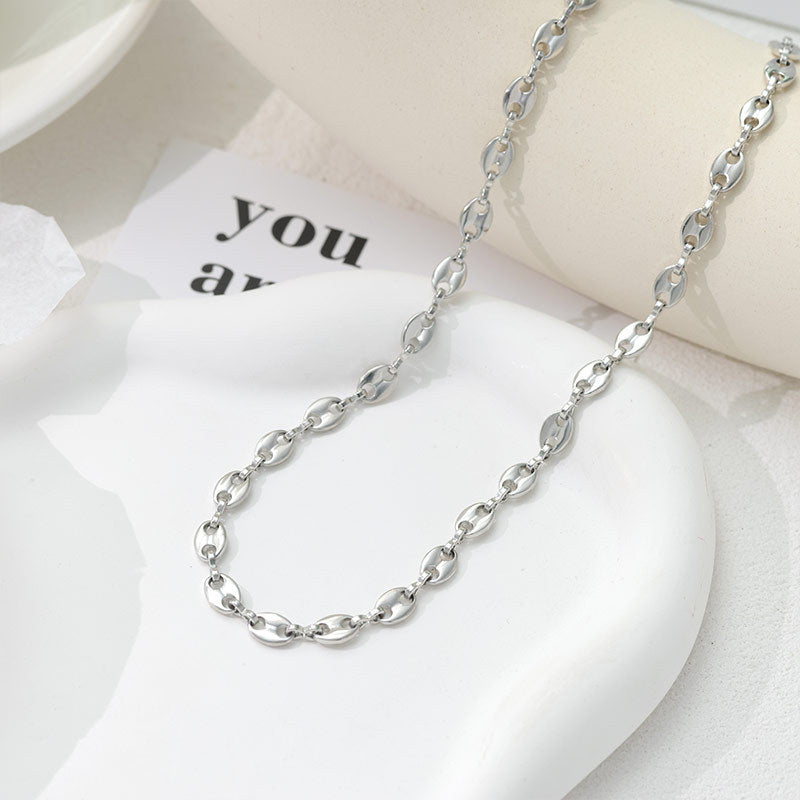 Retro Style Hollow Hot Circle Chain Necklace